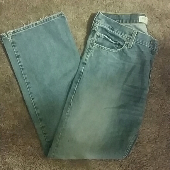 levis loose boot cut 567